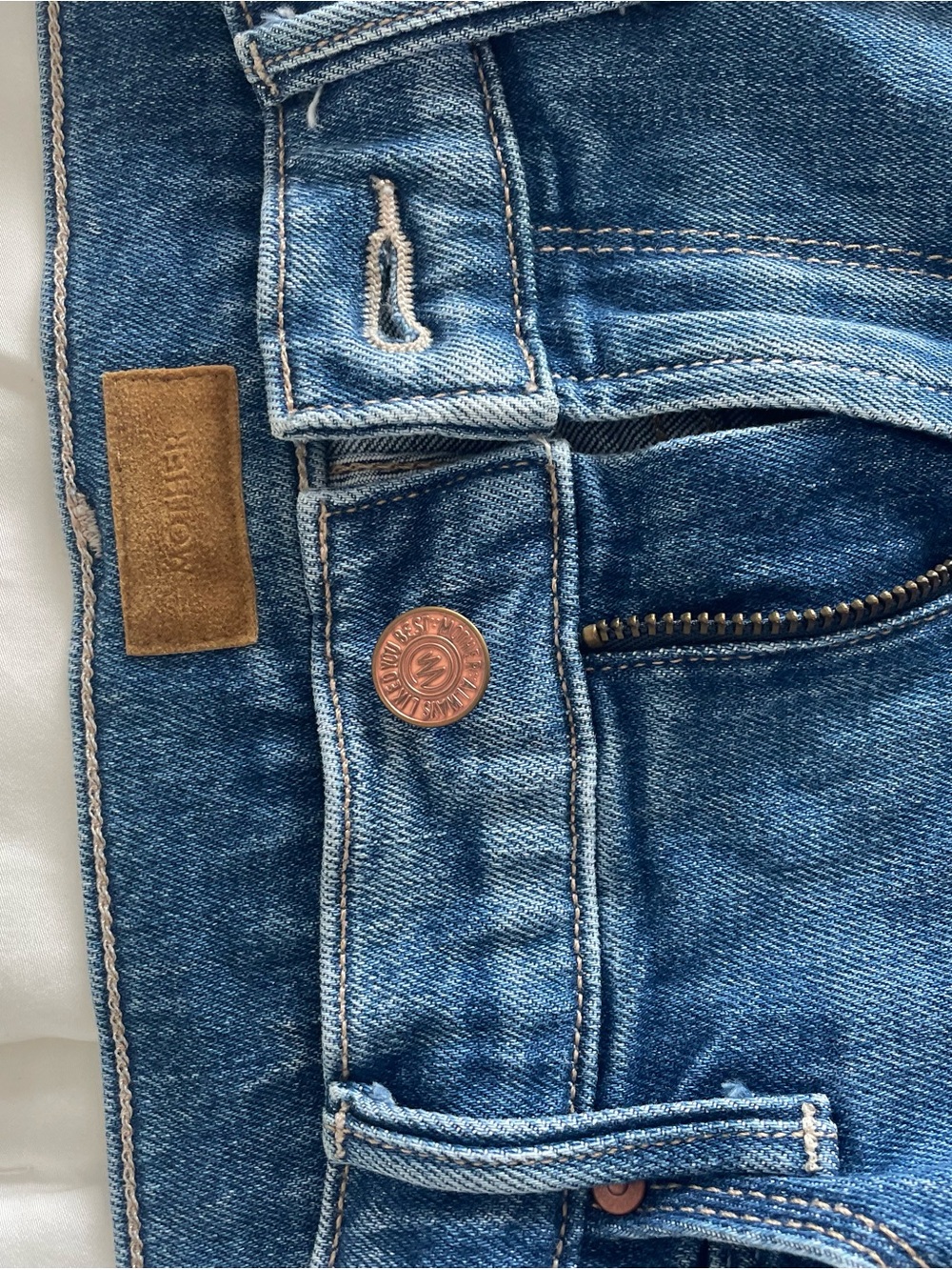 MOTHER Mid Rise Dazzler Ankle Fray Jeans - Blue - Picture 4 of 6